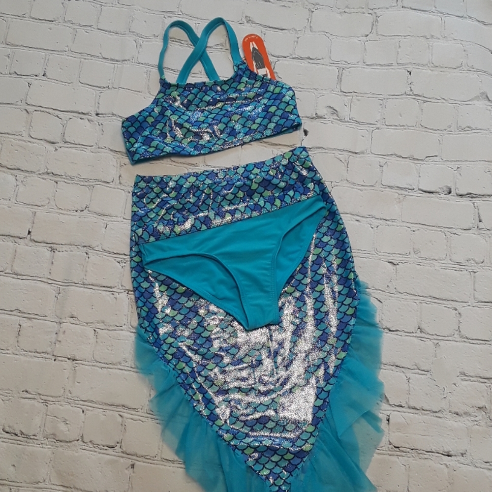 Girl summer swimsuit mermaid beachwear pool attire water clothing aquatic attire